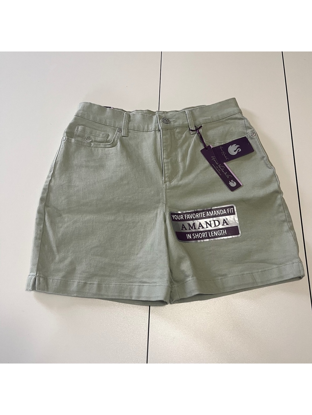 Gloria Vanderbilt Amanda Women's Size 4 Sage Shorts